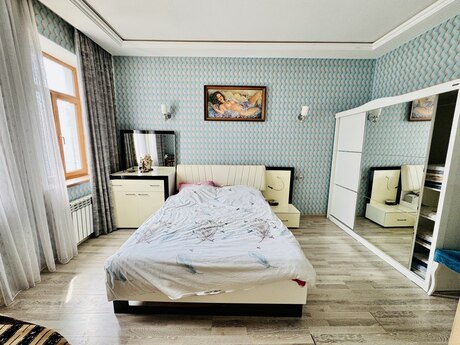 2 otaqlı köhnə tikili - Sahil m. - 75 m²
