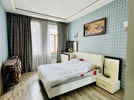 2 otaqlı köhnə tikili - Sahil m. - 75 m²