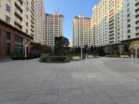 3 otaqlı yeni tikili - Elmlər Akademiyası m. - 141 m²