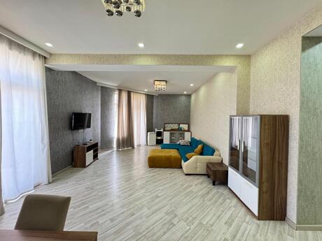 3 otaqlı yeni tikili - Şah İsmayıl Xətai m. - 145 m²