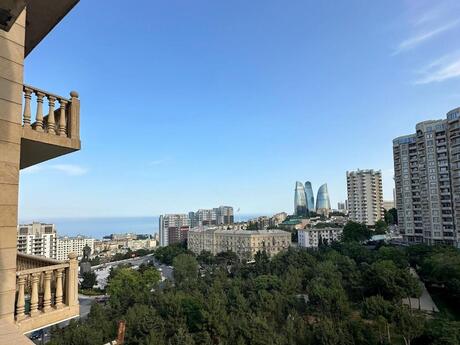 3 otaqlı yeni tikili - İçəri Şəhər m. - 110 m²