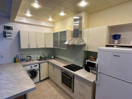 3 otaqlı yeni tikili - İçəri Şəhər m. - 110 m²