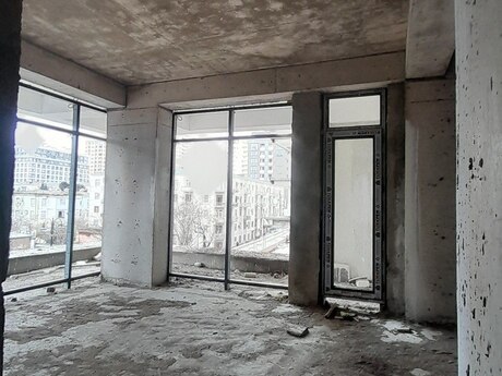 3 otaqlı mənzil, 145 m², 28 May: 290 000 ₼ 3