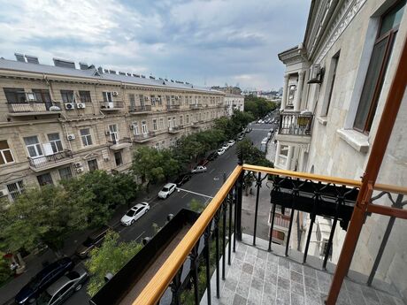 2 otaqlı köhnə tikili - Sahil m. - 44 m²