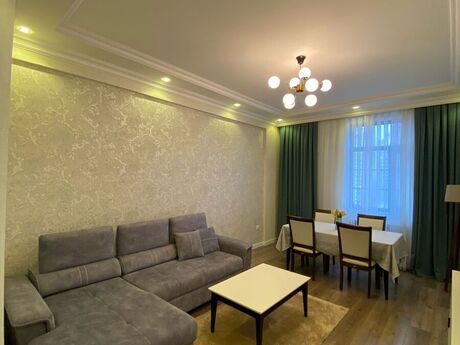 2-комн. новостройка - м. Элмляр Академиясы - 90 м²