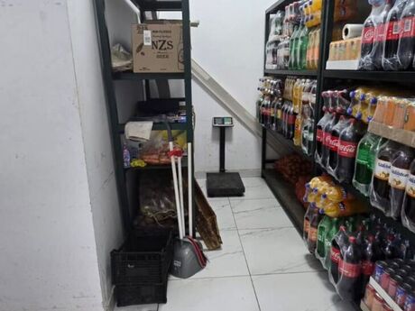Obyekt - İnşaatçılar m. - 360 m²