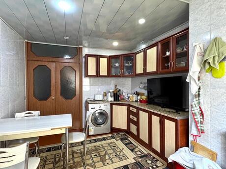 3 otaqlı köhnə tikili - Həzi Aslanov m. - 85 m²