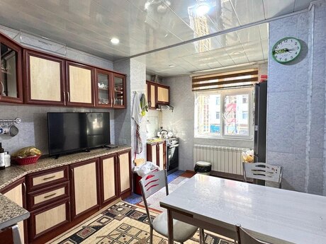 3 otaqlı köhnə tikili - Həzi Aslanov m. - 85 m²