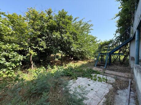 5 otaqlı həyət evi/bağ evi - Novxanı q. - 180 m²