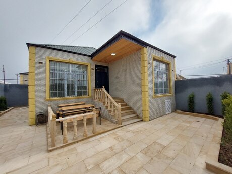 3 otaqlı həyət evi/bağ evi - Binə q. - 100 m²