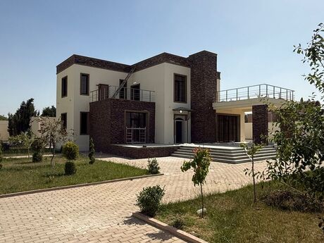 7-комн. дом/дача - пос. Новханы - 410 м²