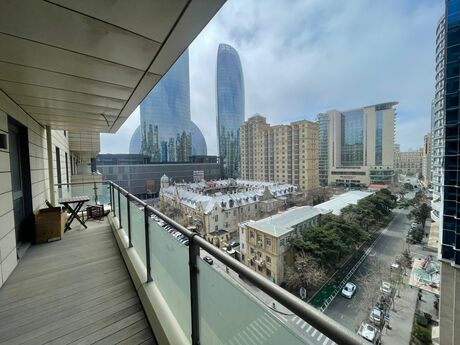 4 otaqlı yeni tikili - 28 May m. - 220 m²