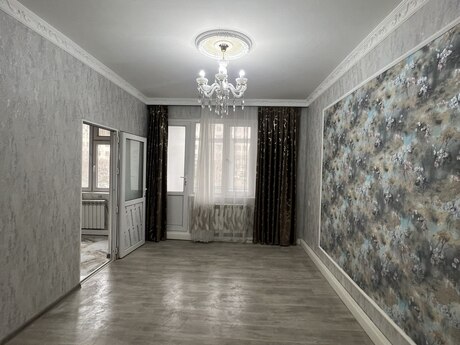 2 otaqlı köhnə tikili - Memar Əcəmi m. - 55 m²