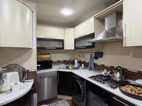 Obyekt - İçəri Şəhər m. - 300 m²