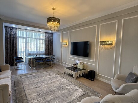 Elan №6002989 - Bakı, Elmlər Akademiyası m., 3 otaqlı, 140.57 m², 8/17 mərtəbə