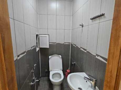 3 otaqlı yeni tikili - İnşaatçılar m. - 130 m²