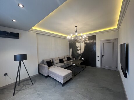Satılır 2 otaqlı yeni tikili 46 m², Bakıxanov q.