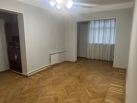 1 otaqlı köhnə tikili - Azadlıq Prospekti m. - 45 m²