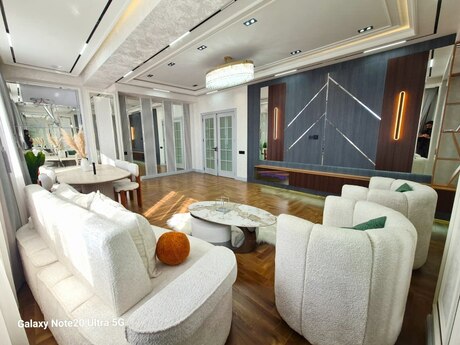4-комн. новостройка - м. Кара Караев - 186 м²