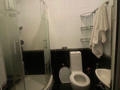4 otaqlı yeni tikili - Bayıl q. - 140 m²