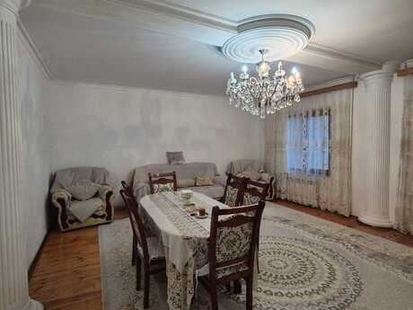 4 otaqlı köhnə tikili - İnşaatçılar m. - 130 m²