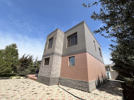 5 otaqlı həyət evi/bağ evi - Sea Breeze q. - 225 m²