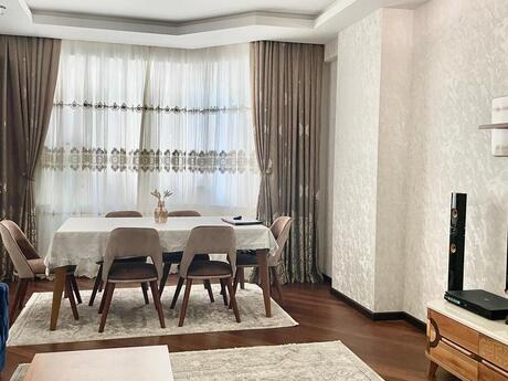 Elan №6003221 - Bakı, Həzi Aslanov m., 3 otaqlı, 121 m², 5/18 mərtəbə