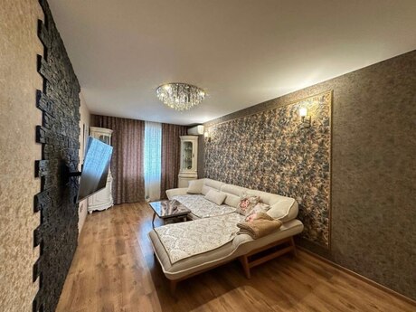 3 otaqlı köhnə tikili - Həzi Aslanov m. - 80 m²