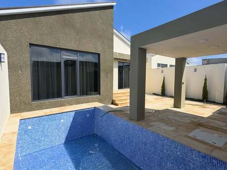 4 otaqlı həyət evi/bağ evi - Şüvəlan q. - 160 m²