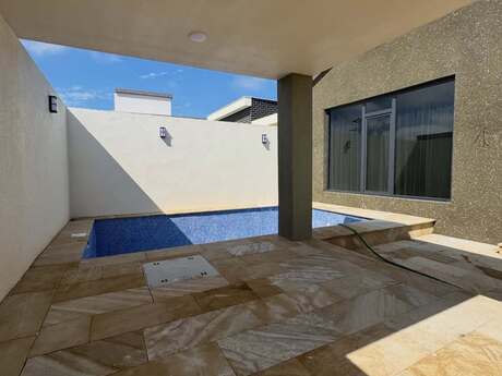 4 otaqlı həyət evi/bağ evi - Şüvəlan q. - 160 m²