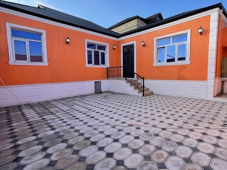 5 otaqlı həyət evi/bağ evi - Zığ q. - 150 m²