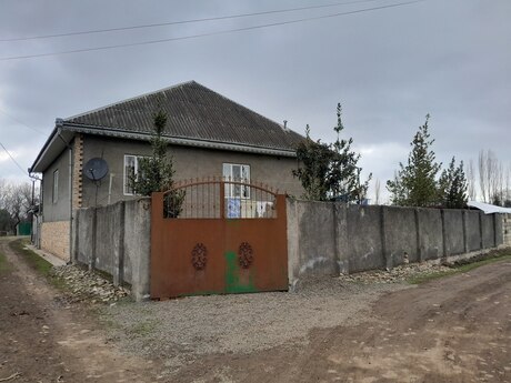Satılır 5 otaqlı həyət evi/bağ evi 125 m², Lənkəran