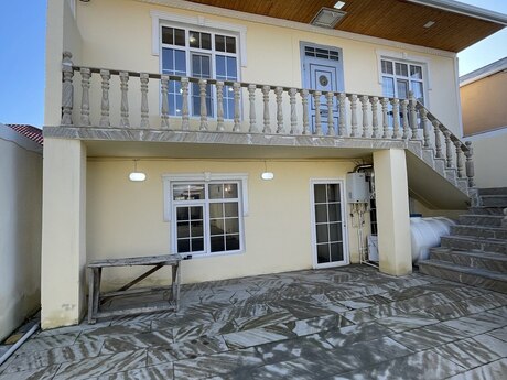 5 otaqlı həyət evi/bağ evi - Hövsan q. - 160 m²