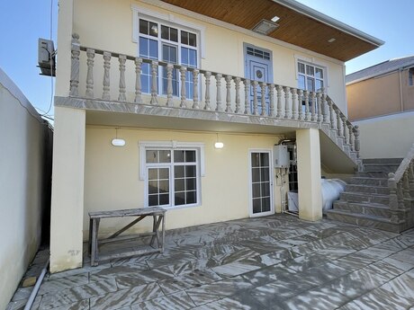 5 otaqlı həyət evi/bağ evi - Hövsan q. - 160 m²