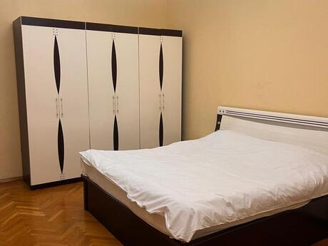 3 otaqlı köhnə tikili - Sahil m. - 75 m²