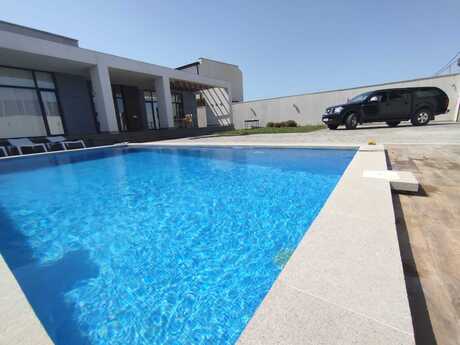 4 otaqlı həyət evi/bağ evi - Mərdəkan q. - 210 m²