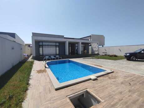 4 otaqlı həyət evi/bağ evi - Mərdəkan q. - 210 m²
