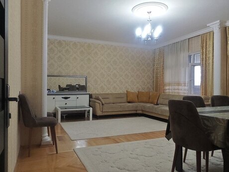 5 otaqlı köhnə tikili - Azadlıq Prospekti m. - 130 m²