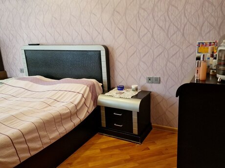3-комн. новостройка - м. Иншаатчылар - 90 м²