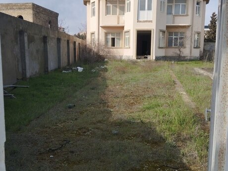 5 otaqlı həyət evi/bağ evi - Buzovna q. - 240 m²