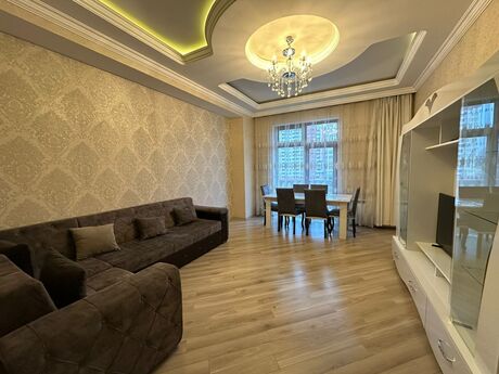4 otaqlı yeni tikili - Ağ şəhər q. - 160 m²