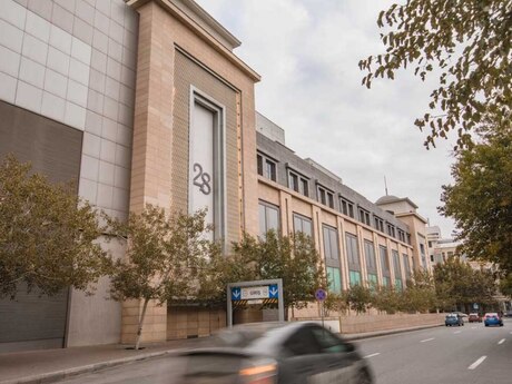 Elan №6001047 - Bakı, 28 May m., 2 otaqlı, 42 m², 4/4 mərtəbə