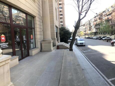 Elan №6004065 - Bakı, 28 May m., 7 otaqlı, 220 m²