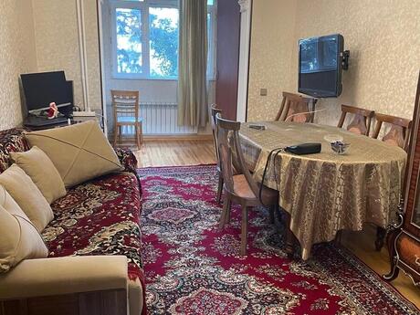 Elan №6003956 - Bakı, Xalqlar Dostluğu m., 2 otaqlı, 50 m², 2/5 mərtəbə