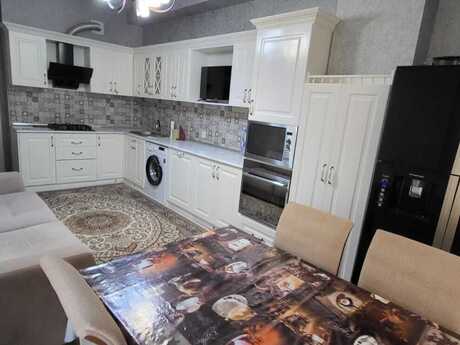 Elan №6004009 - Bakı, Nəsimi r., 3 otaqlı, 135 m², 10/16 mərtəbə