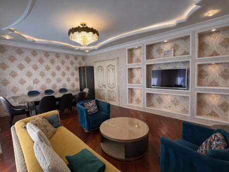 3 otaqlı yeni tikili - Gənclik m. - 136 m²