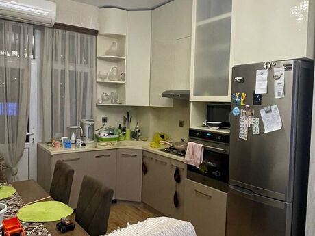 2-комнатная квартира, 60 м², Həzi Aslanov: 160 000 ₼ 5