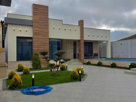 House with Garden, Villa For Sale