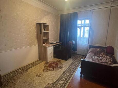 5-комн. вторичка - м. Иншаатчылар - 120 м²