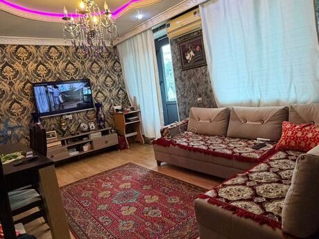 2 otaqlı köhnə tikili - Bayıl q. - 60 m²